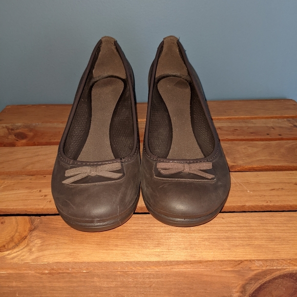 Crocs Women's Anti Slip Ballerina Style Wedge Heels in Matte Brown - Picture 2 of 9